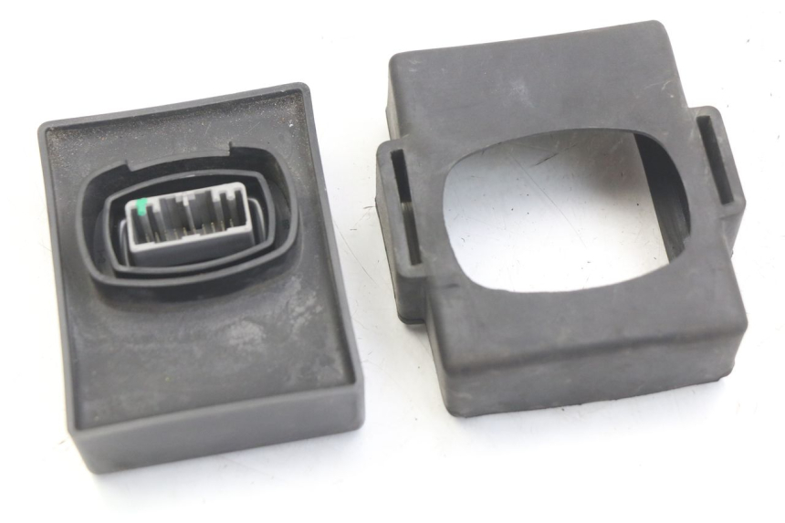 photo de SCHEINWERFERRELAY HONDA FORZA 125 (2015 - 2016)