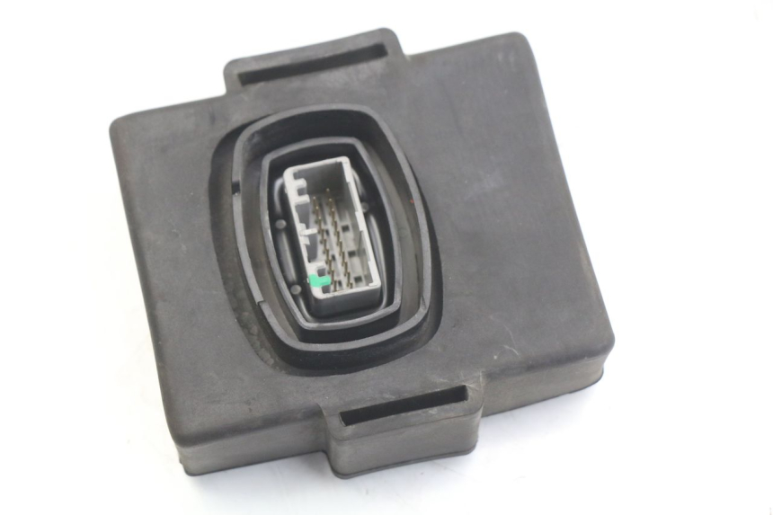 photo de SCHEINWERFERRELAY HONDA FORZA 125 (2015 - 2016)