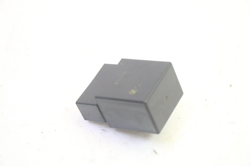 photo de KRAFTSTOFFPUMPENRELAIS YAMAHA FJR ABS 1300 (2006 - 2012) - Detailansicht des Bauteils