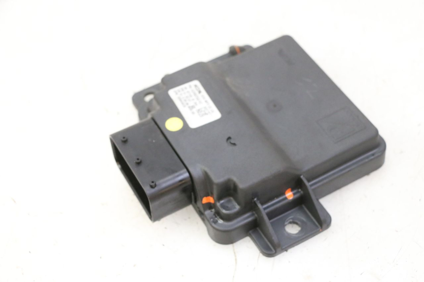 photo de ROLL LOCK RELAIS PIAGGIO MP3 HPE 310 (2024 - 2025)