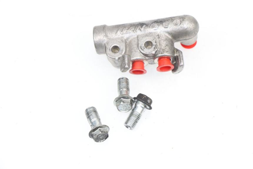 photo de BREMSSATTELVERTEILER SUZUKI BURGMAN 125 (2007 - 2014)