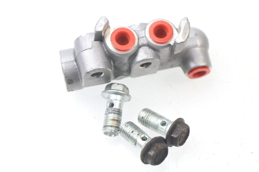 photo de BREMSSATTELVERTEILER SUZUKI BURGMAN 125 (2007 - 2014)