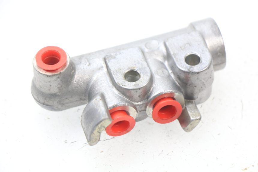 photo de BREMSSATTELVERTEILER SUZUKI BURGMAN 125 (2007 - 2014)