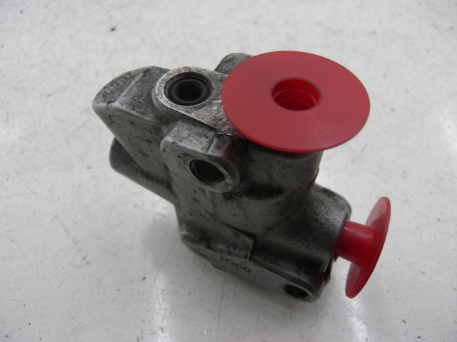 photo de BREMSVERTEILER HONDA NTV DEAUVILLE 650 (2001 - 2006)