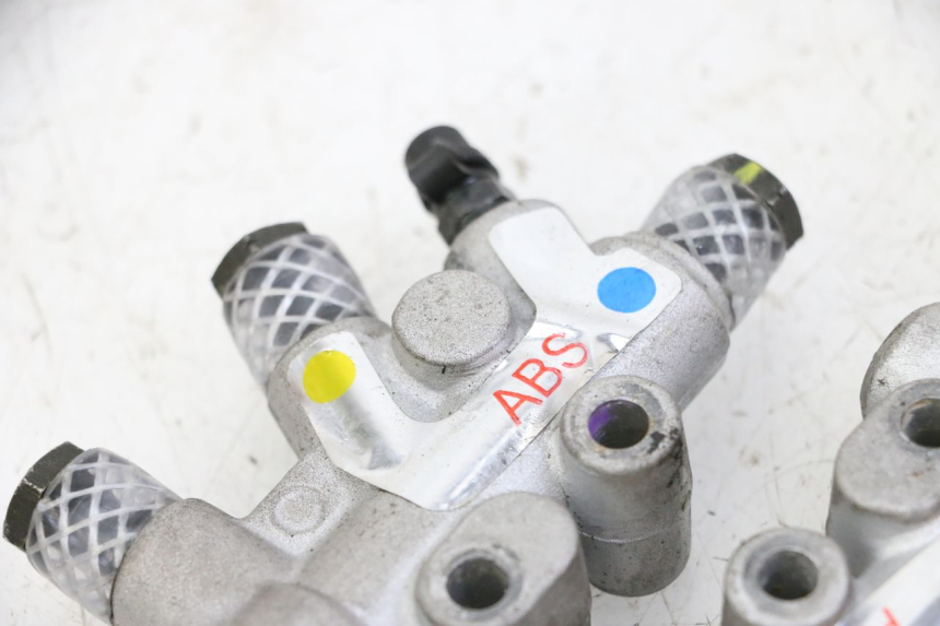 photo de BREMSSATTELVERTEILER PIAGGIO MP3 500 (2014 - 2016)