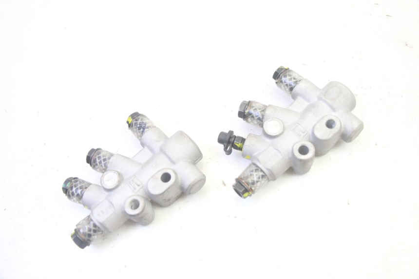 photo de BREMSVERTEILER PIAGGIO MP3 500 (2016 - 2018) - Hauptansicht