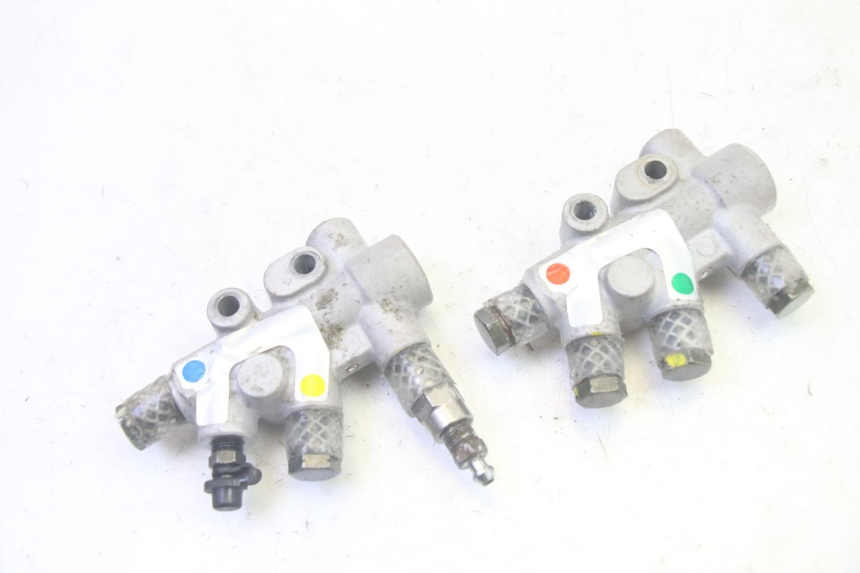 photo de BREMSSATTELVERTEILER PIAGGIO MP3 RL 250 (2006 - 2010) - Detailansicht des Bauteils