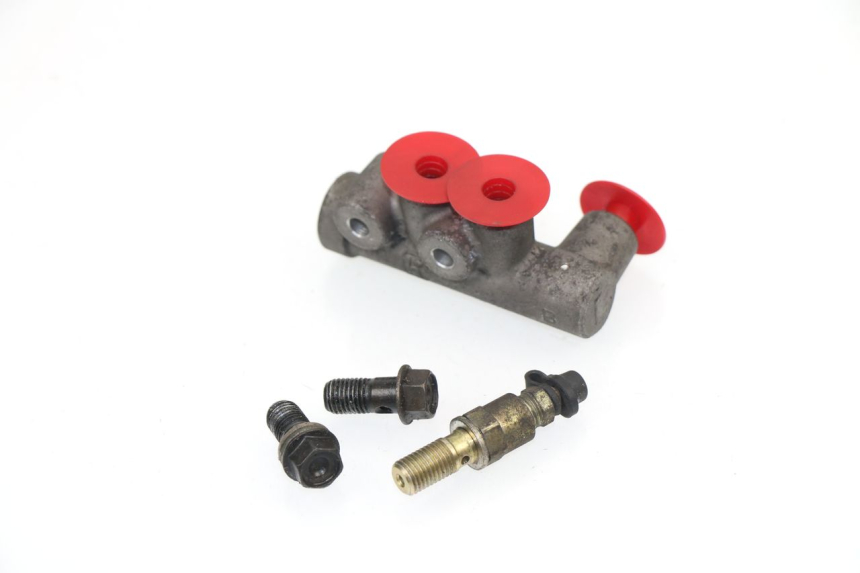 photo de BREMSVERTEILER SYM GTS 250 (2005 - 2008)