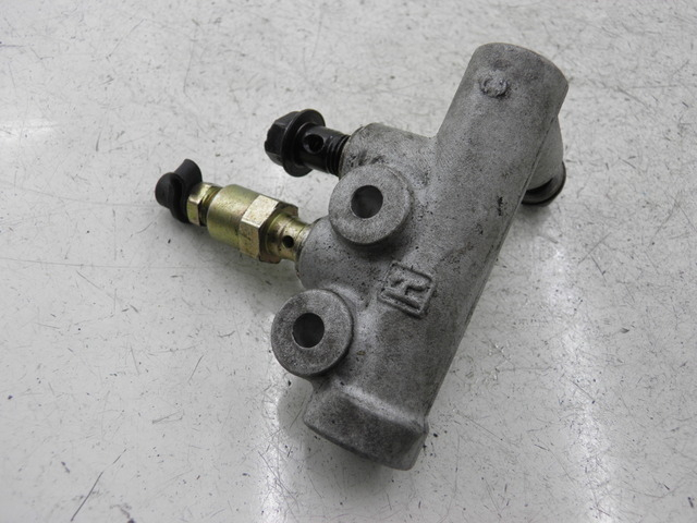 photo de BREMSVERTEILER SYM MAXSYM I 400 (2011 - 2016)