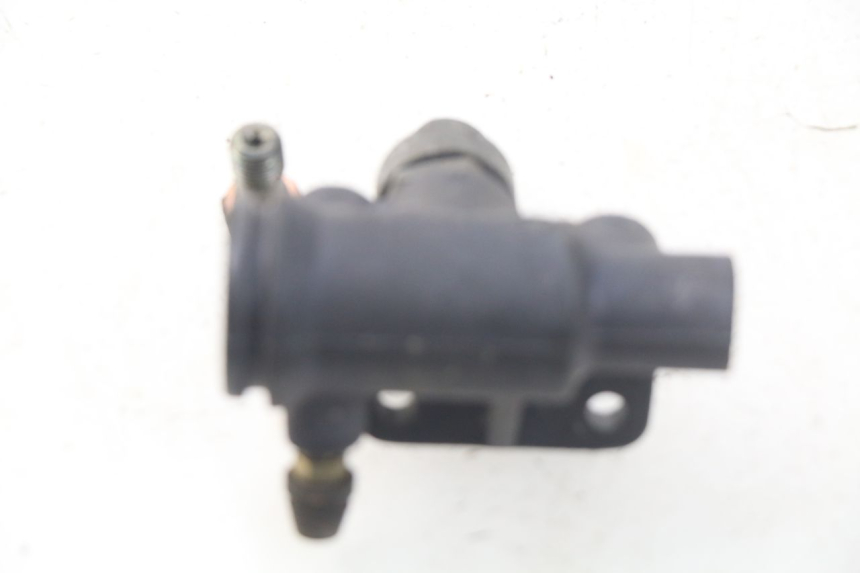 photo de BREMSSATTELVERTEILER PIAGGIO X9 EVOLUTION 125 (2003 - 2007)