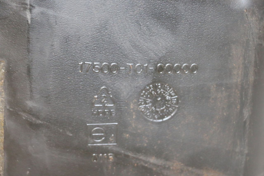 photo de KRAFTSTOFFTANK ADIVA AD3 300 (2014 - 2020)