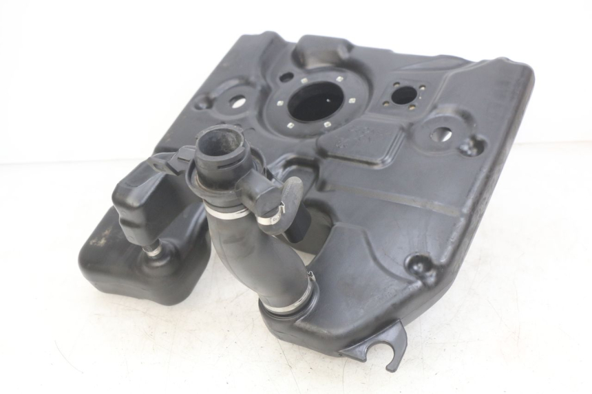photo de KRAFTSTOFFTANK PEUGEOT DJANGO 4T 50 (2014 - 2019)