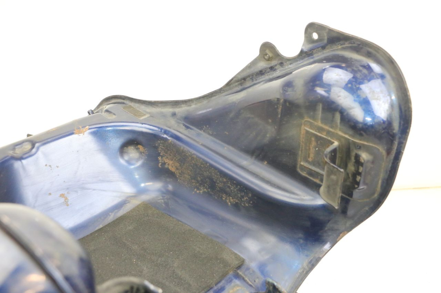 photo de KRAFTSTOFFTANK SUZUKI DL V STROM 1000 (2002 - 2007) - Details der Befestigungspunkte