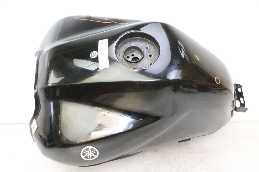 photo de KRAFTSTOFFTANK YAMAHA FZ6 FAZER S2 600 (2007 - 2011)