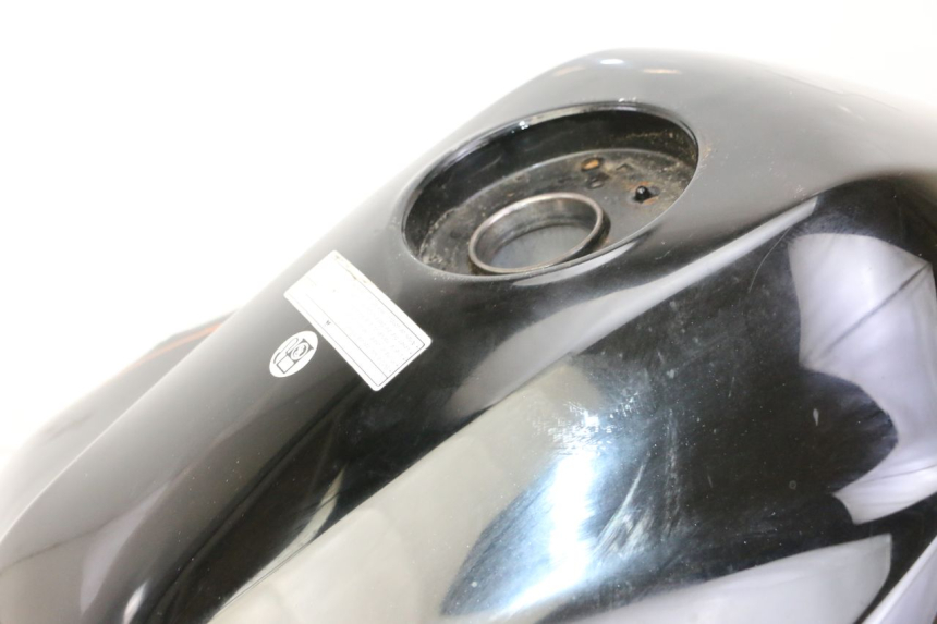 photo de KRAFTSTOFFTANK YAMAHA FZ6 FAZER S2 600 (2007 - 2011)