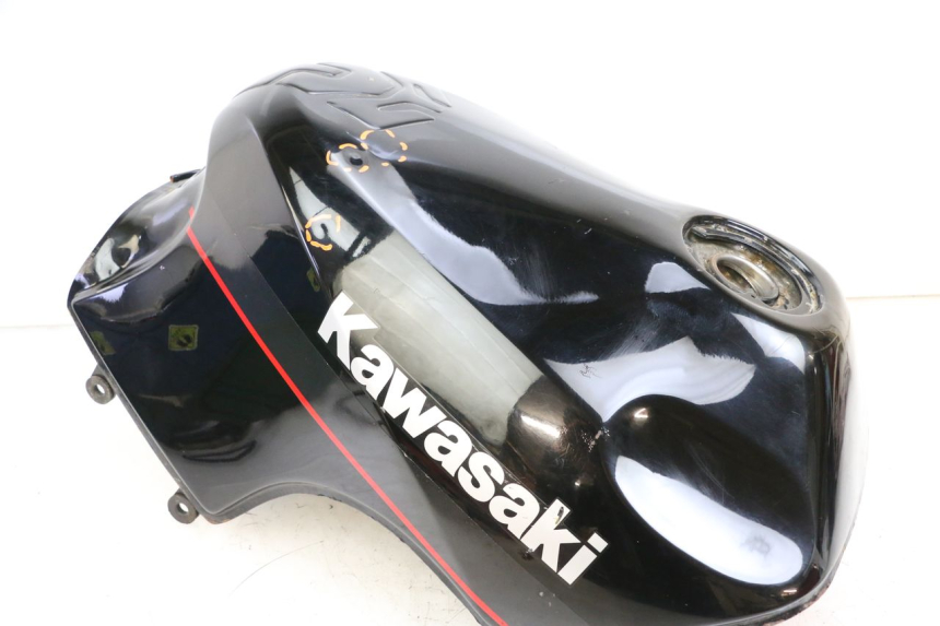 photo de KRAFTSTOFFTANK KAWASAKI GPZ RX 1000 (1986 - 1988) - Ergänzendes Produktfoto