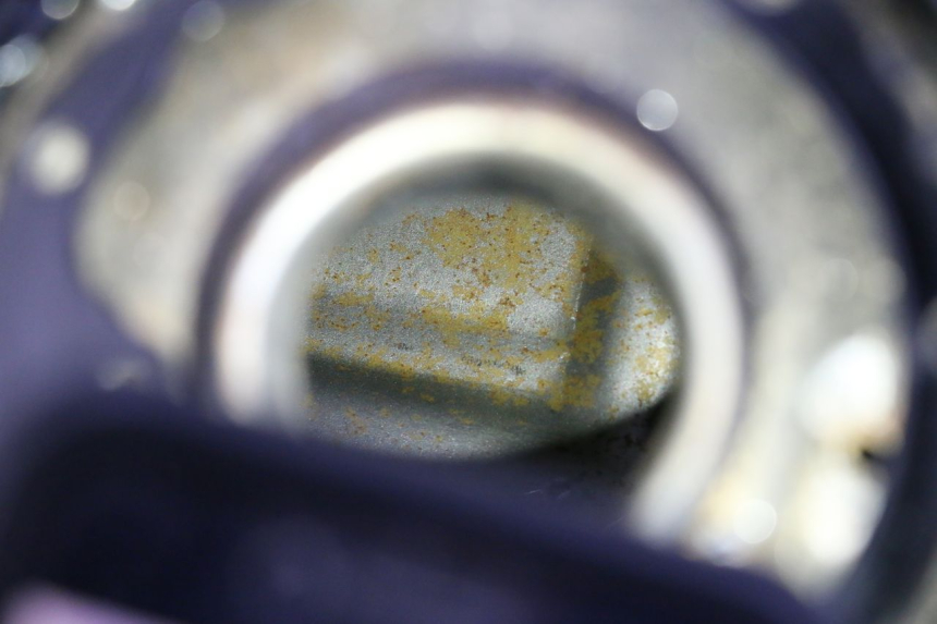 photo de KRAFTSTOFFTANK KAWASAKI GPZ RX 1000 (1986 - 1988) - Zoom auf Gebrauchszustand