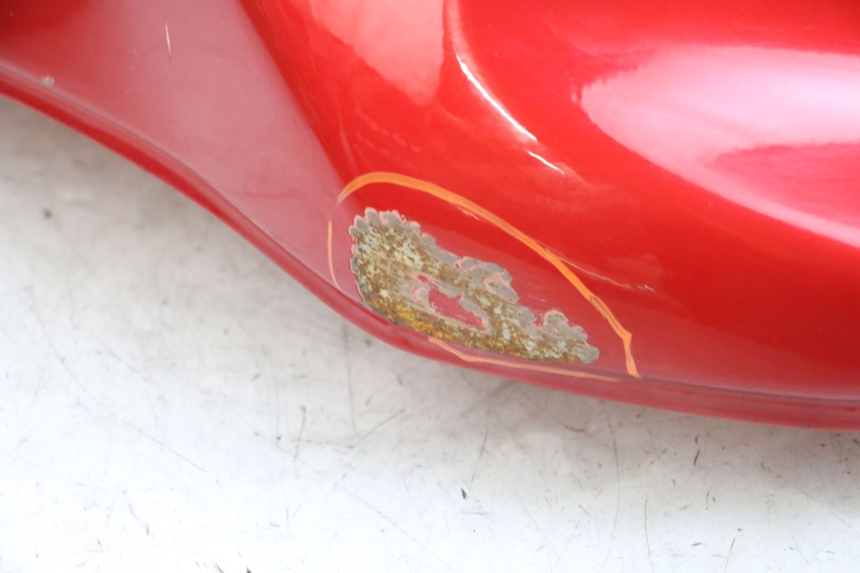 photo de KRAFTSTOFFTANK SUZUKI GSF N BANDIT 600 (1996 - 1999) - Fokus auf die Struktur