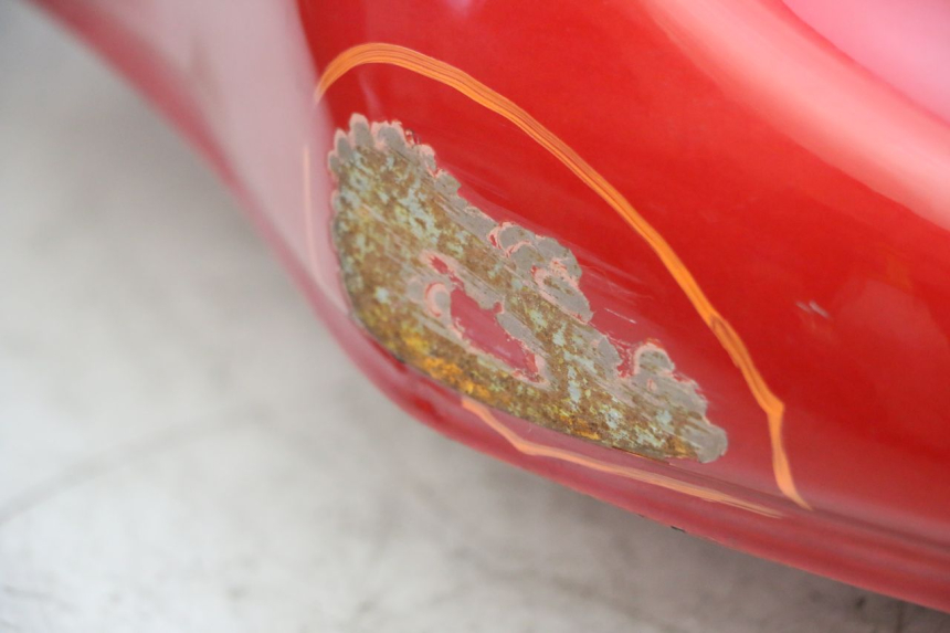 photo de KRAFTSTOFFTANK SUZUKI GSF N BANDIT 600 (1996 - 1999) - Profilansicht des Ersatzteils