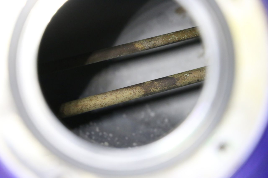 photo de KRAFTSTOFFTANK SUZUKI GSXR GSX-R 1000 (2003 - 2004) - Oberflächenzustand und Material