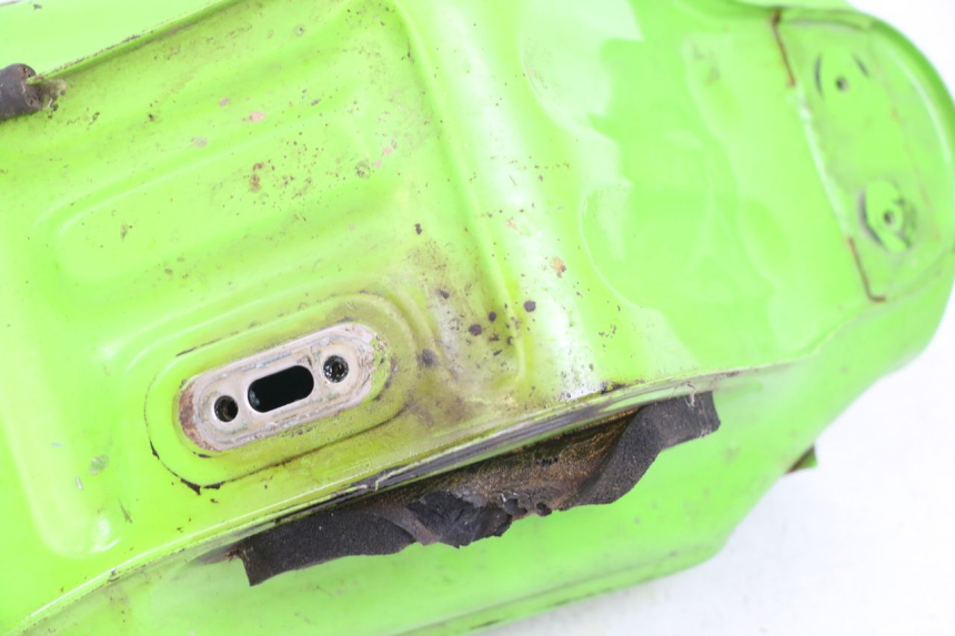 photo de KRAFTSTOFFTANK KAWASAKI KDX 125 (1990 - 1991)