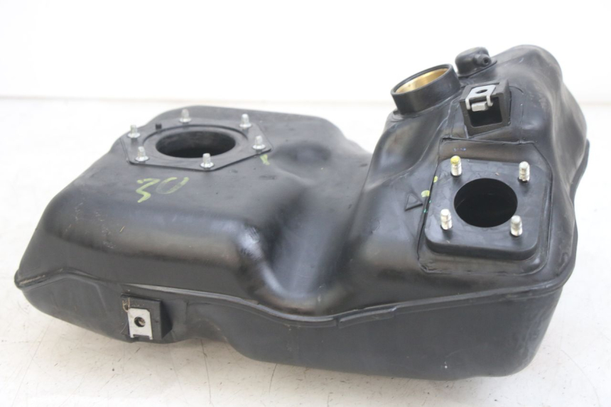 photo de KRAFTSTOFFTANK PIAGGIO MEDLEY 125 (2016 - 2023)