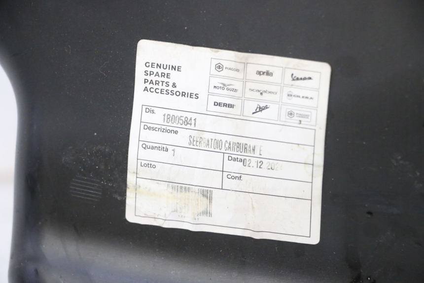 photo de KRAFTSTOFFTANK PIAGGIO MP3 HPE 310 (2024 - 2025)