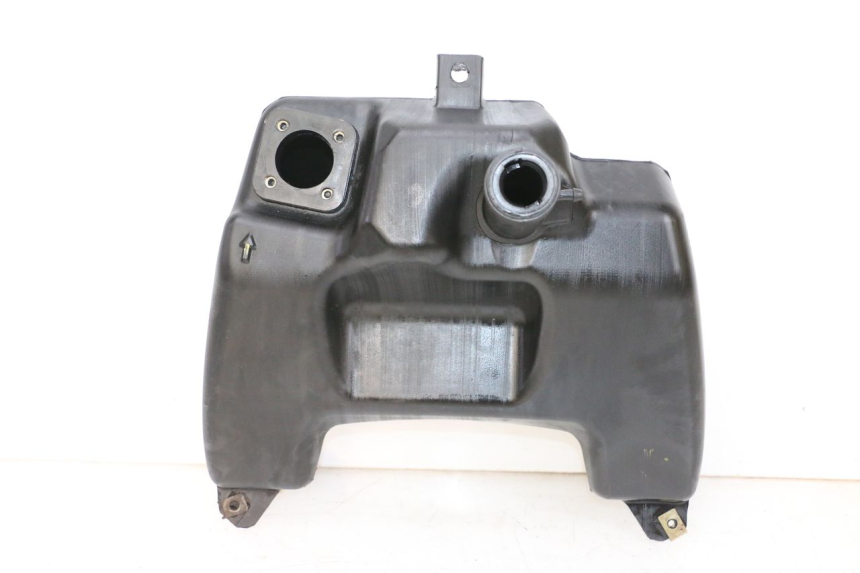 photo de KRAFTSTOFFTANK PIAGGIO NEW TYPHOON 50 (2018 - 2021) - Zoom auf Gebrauchszustand