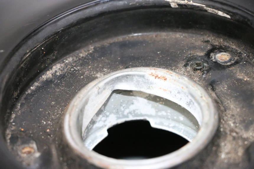 photo de KRAFTSTOFFTANK HONDA NSR R 125 (1994 - 2003) - Ergänzendes Produktfoto