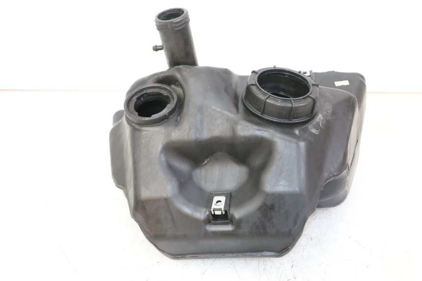 photo de KRAFTSTOFFTANK PIAGGIO VESPA LX IE 125 (2010 - 2012)