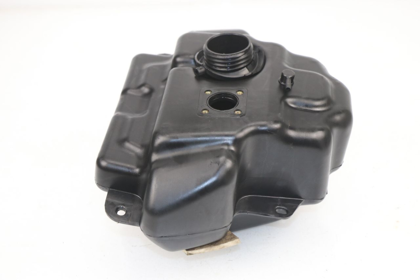 photo de KRAFTSTOFFTANK RAZZO XENON 4T 50 (2008 - 2012)