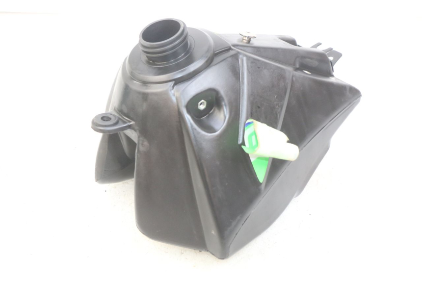 photo de KRAFTSTOFFTANK APOLLO RFZ 125