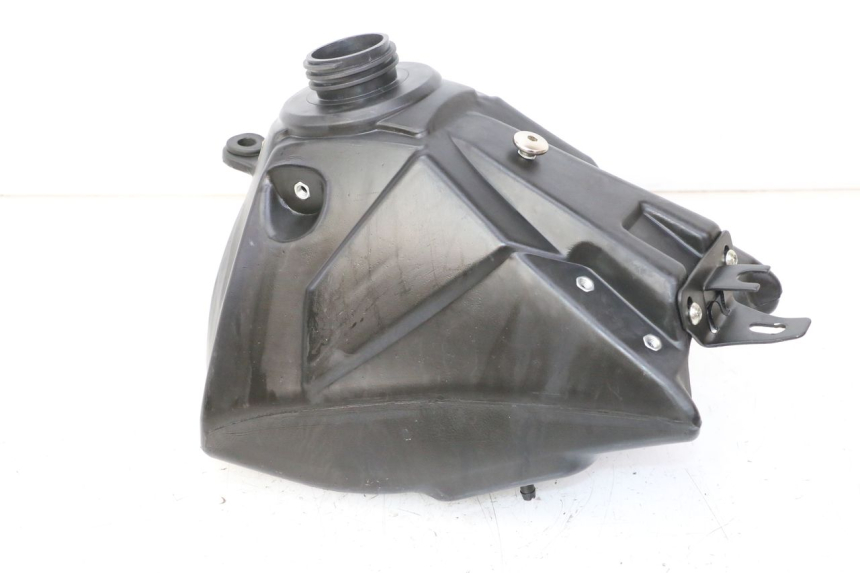 photo de KRAFTSTOFFTANK APOLLO RFZ 125
