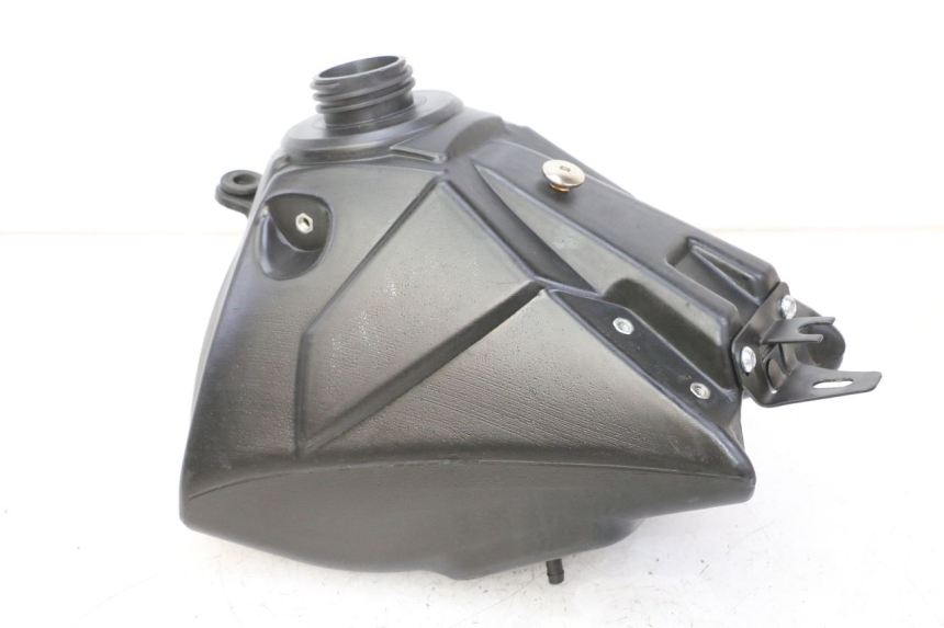 photo de KRAFTSTOFFTANK APOLLO RFZ 125