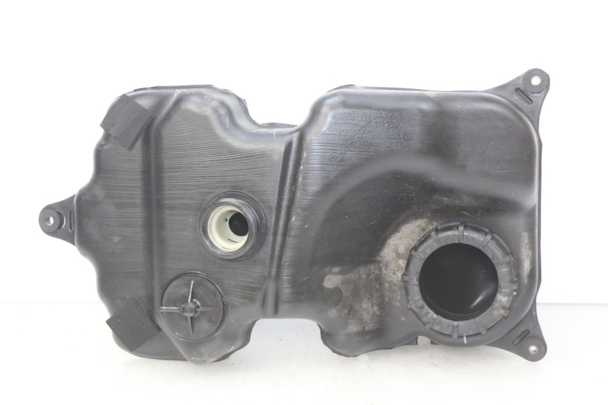 photo de KRAFTSTOFFTANK SUZUKI SIXTEEN 125 (2008 - 2010)