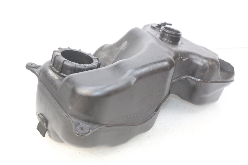 photo de KRAFTSTOFFTANK SUZUKI SIXTEEN 125 (2008 - 2010)