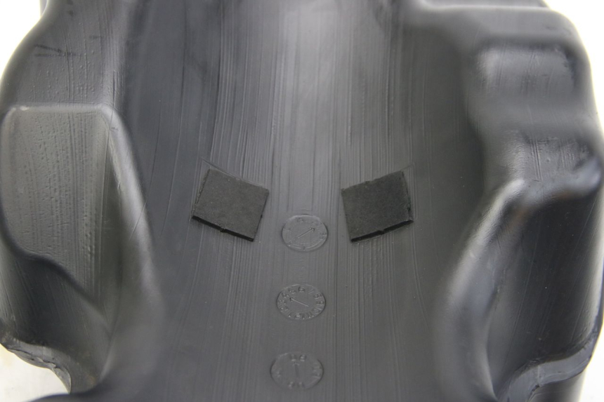 photo de KRAFTSTOFFTANK SUZUKI SIXTEEN 125 (2008 - 2010)