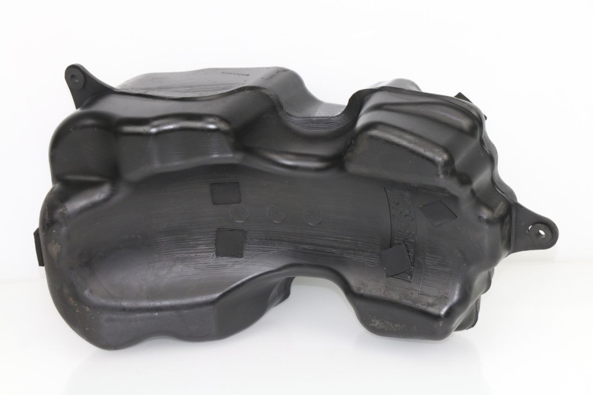 photo de KRAFTSTOFFTANK SUZUKI SIXTEEN 125 (2008 - 2010)