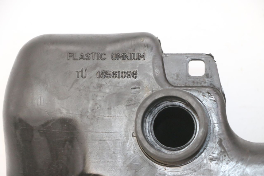 photo de KRAFTSTOFFTANK PEUGEOT SPEEDFIGHT 2 LC 50 (2000 - 2009)