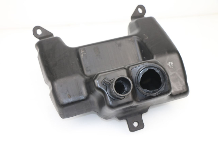 photo de KRAFTSTOFFTANK APRILIA SPORT CITY 2T 50 (2008 - 2012)