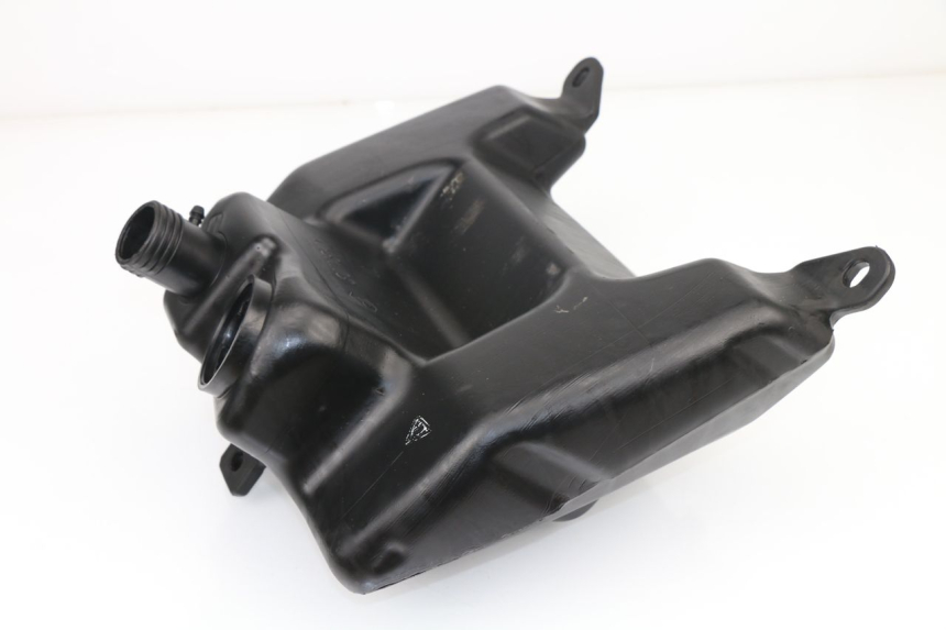 photo de KRAFTSTOFFTANK APRILIA SPORT CITY 2T 50 (2008 - 2012)
