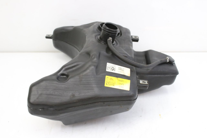 photo de KRAFTSTOFFTANK APRILIA SR R 2T LC 50 (2018 - 2021)