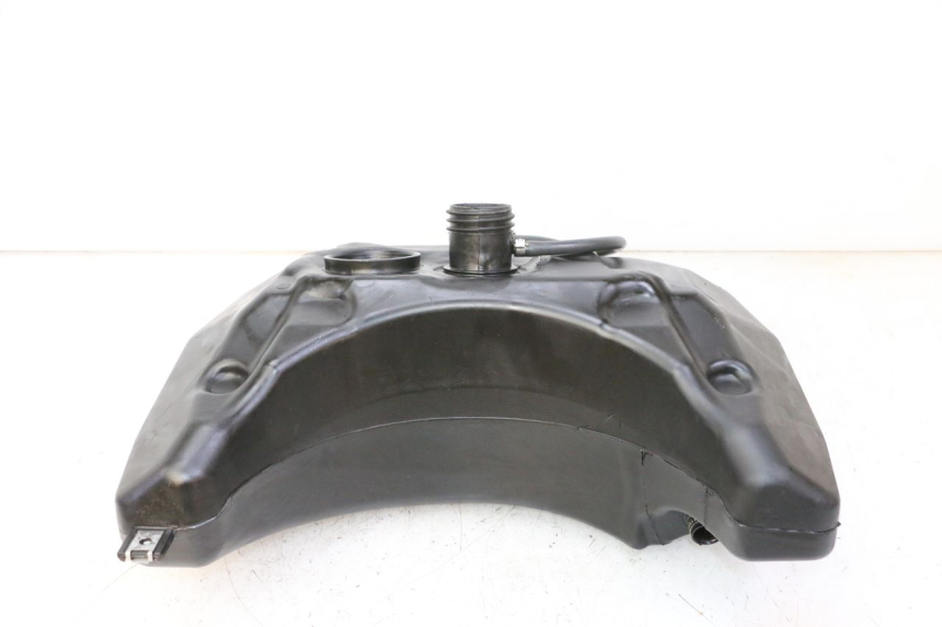 photo de KRAFTSTOFFTANK APRILIA SR R 2T LC 50 (2018 - 2021)