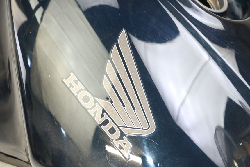 photo de KRAFTSTOFFTANK HONDA ST PAN EUROPEAN 1300 (2002 - 2013)