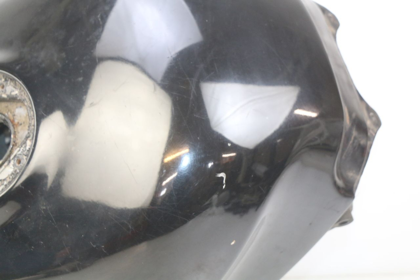 photo de KRAFTSTOFFTANK SUZUKI GSX-F GSX  F 1100 (1988 - 1994)