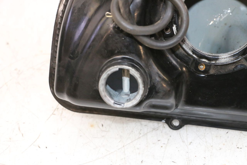 photo de KRAFTSTOFFTANK NECO TEMPO 4T 50 (2022 - 2026) - Zoom auf Gebrauchszustand