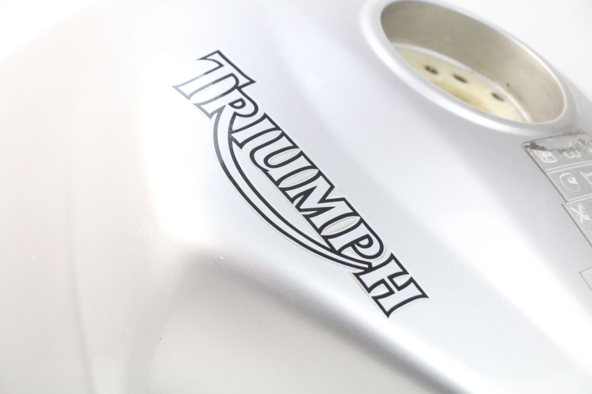 photo de KRAFTSTOFFTANK TRIUMPH SPRINT ST ABS 1050 (2005 - 2007)