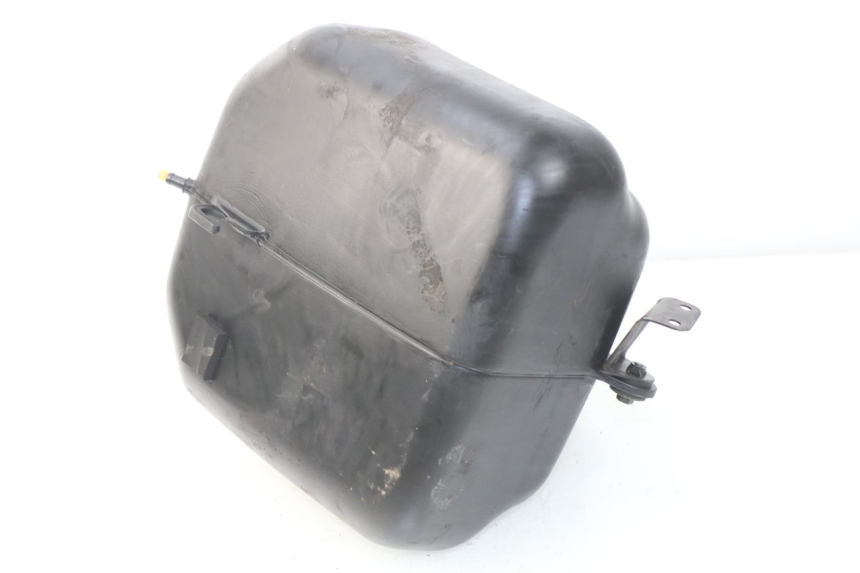 photo de KRAFTSTOFFTANK SUZUKI UC EPICURO 125 (1999 - 2003)