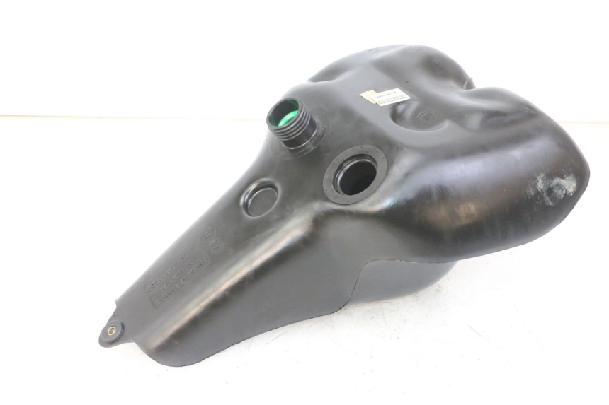 photo de KRAFTSTOFFTANK YAMAHA WHY 50 (1998 - 2000)