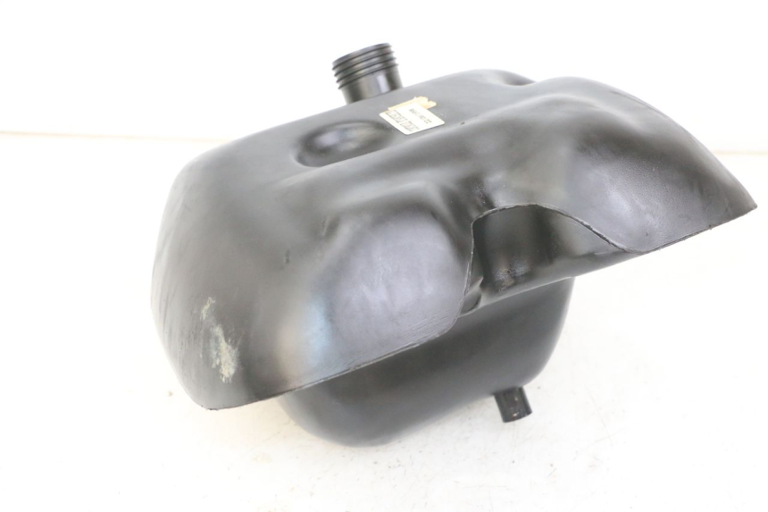 photo de KRAFTSTOFFTANK YAMAHA WHY 50 (1998 - 2000)